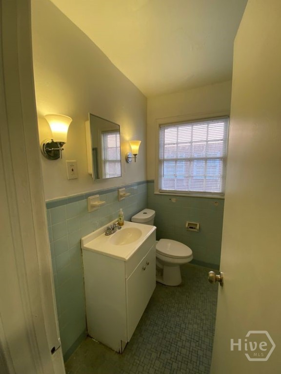 28 Thackery Place 2 Property Photo 5
