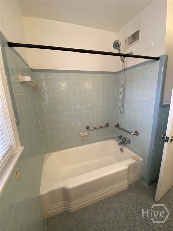 28 Thackery Place 2 Property Photo 6