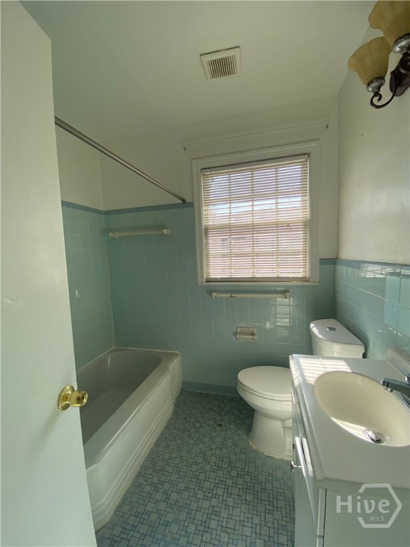 28 Thackery Place 3 Property Photo 15