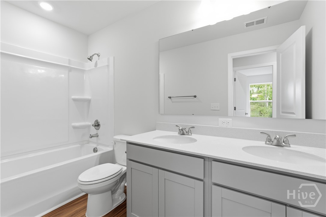 109 Daylily Drive Property Photo 24