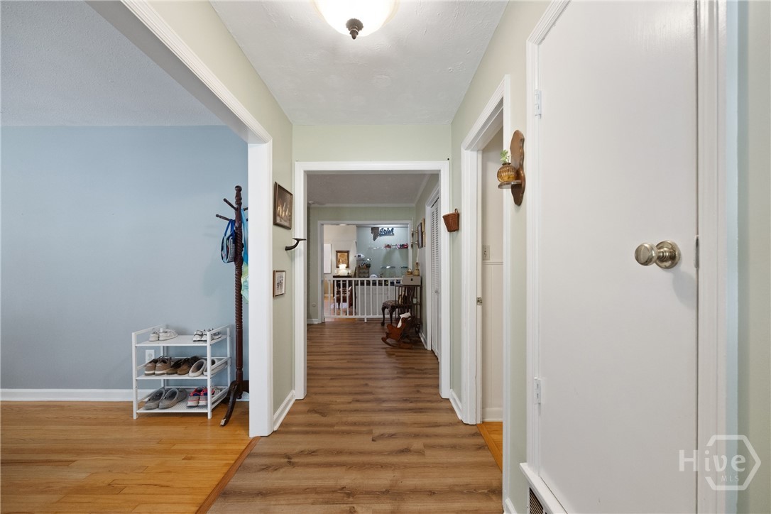 384 Hunt Drive Property Photo 3
