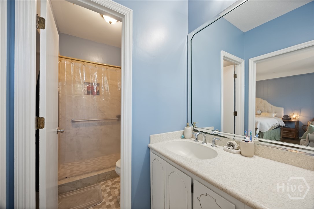 384 Hunt Drive Property Photo 21
