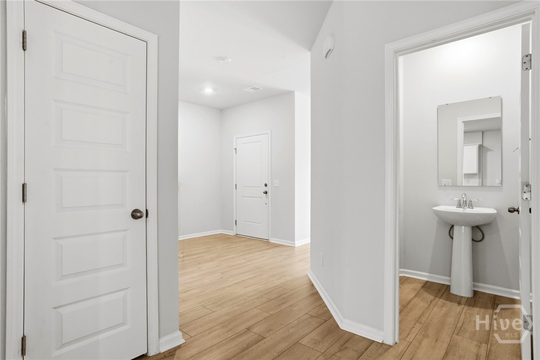136 Binscombe Lane Property Photo 12