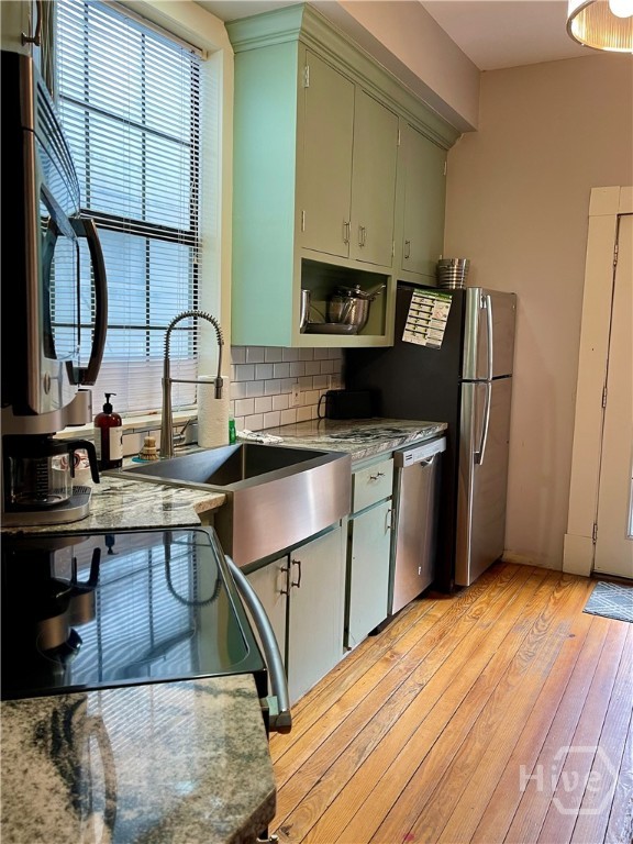 341 E Broad Street Property Photo 18