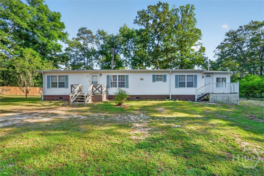 300 Deer Trail Lane Property Photo 1