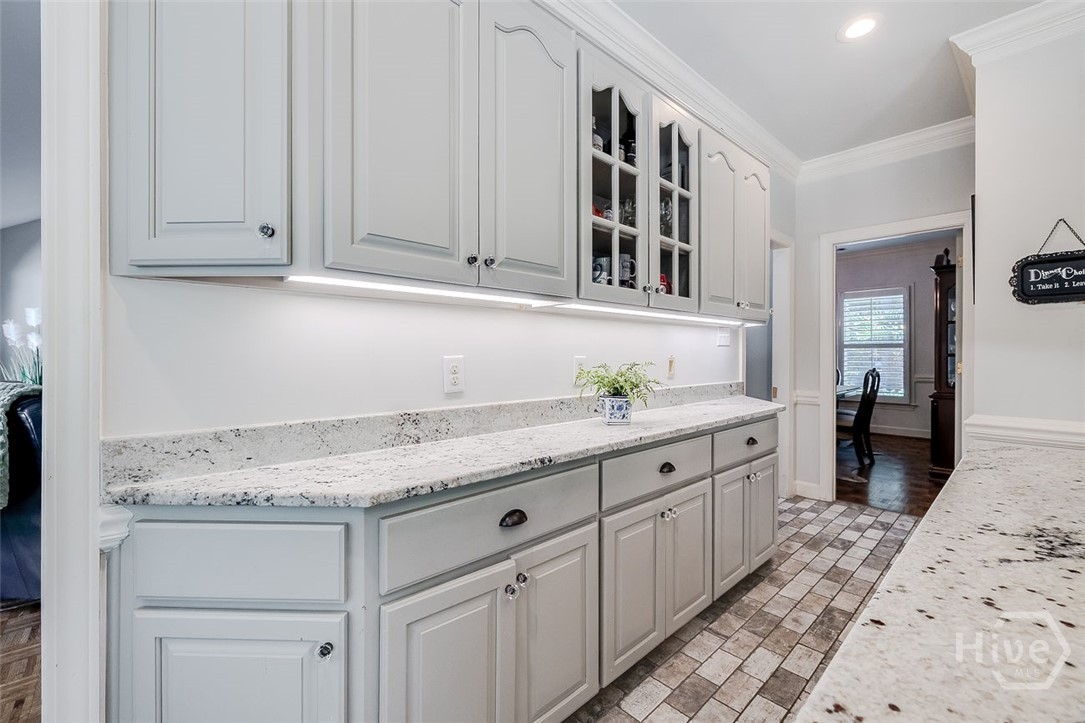 2 Thibault Lane Property Photo 14