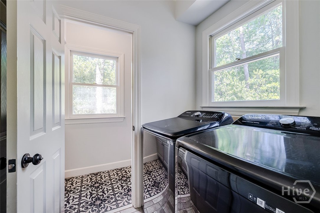 2 Thibault Lane Property Photo 21