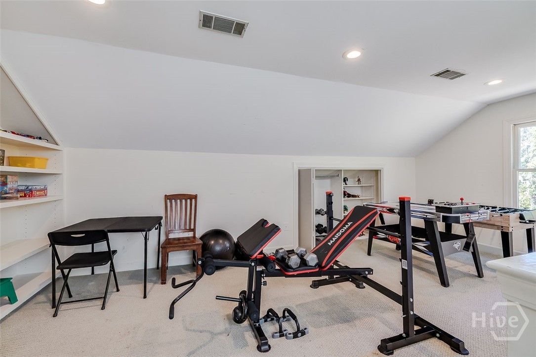 2 Thibault Lane Property Photo 25