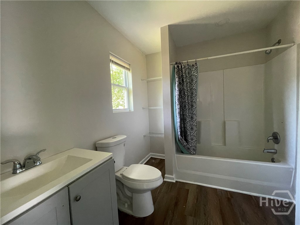 1112 E Bolton Street Property Photo 9