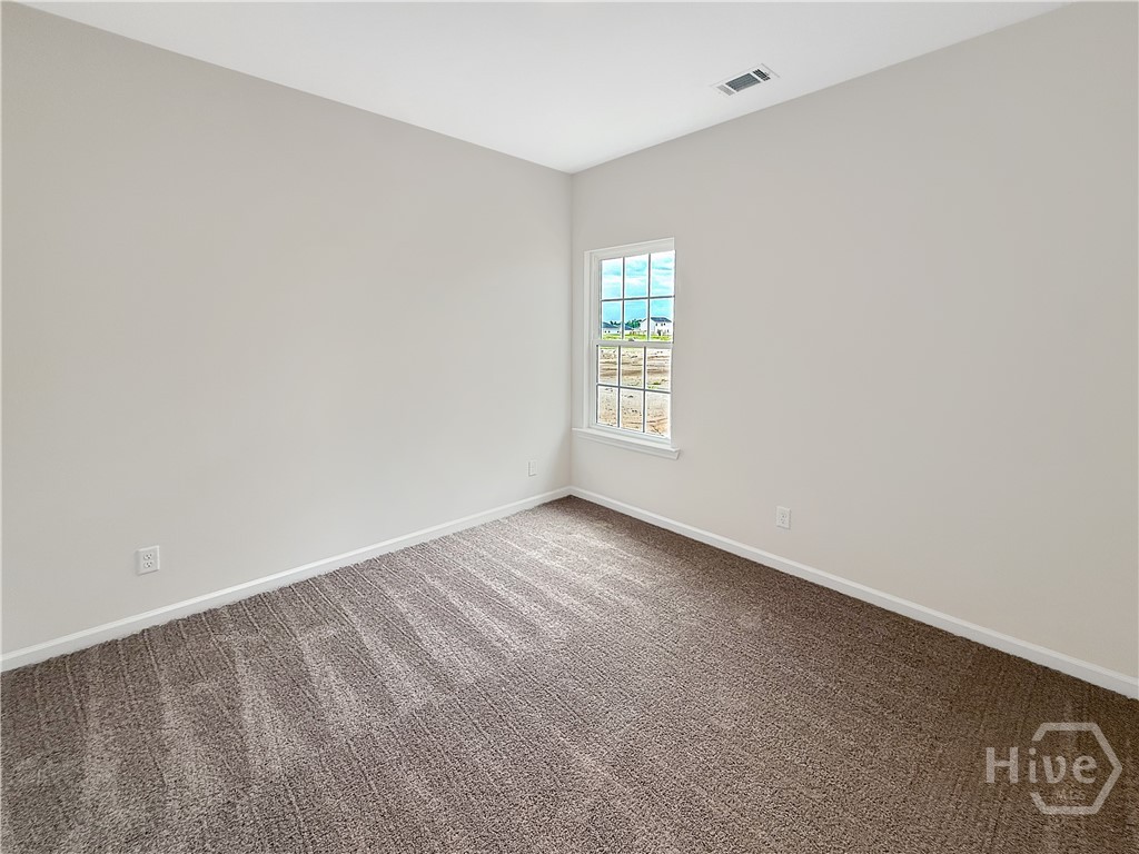 382 Quail Run Way Se Property Photo 7