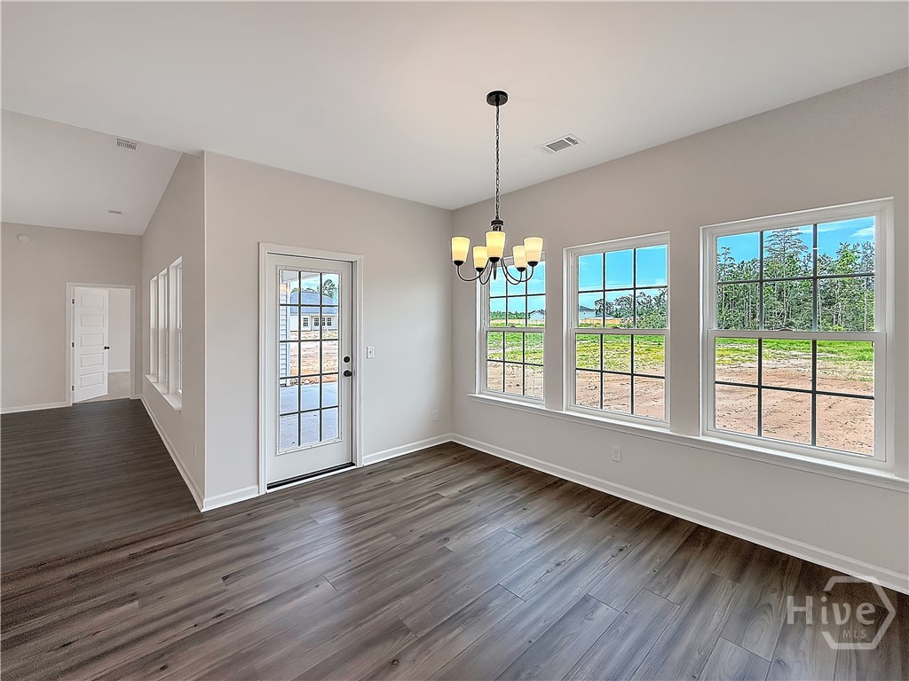 382 Quail Run Way Se Property Photo 24
