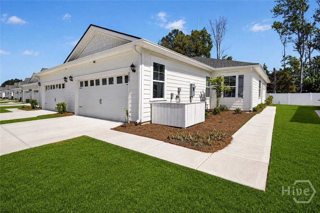 208 Holloway Hill Property Photo 1