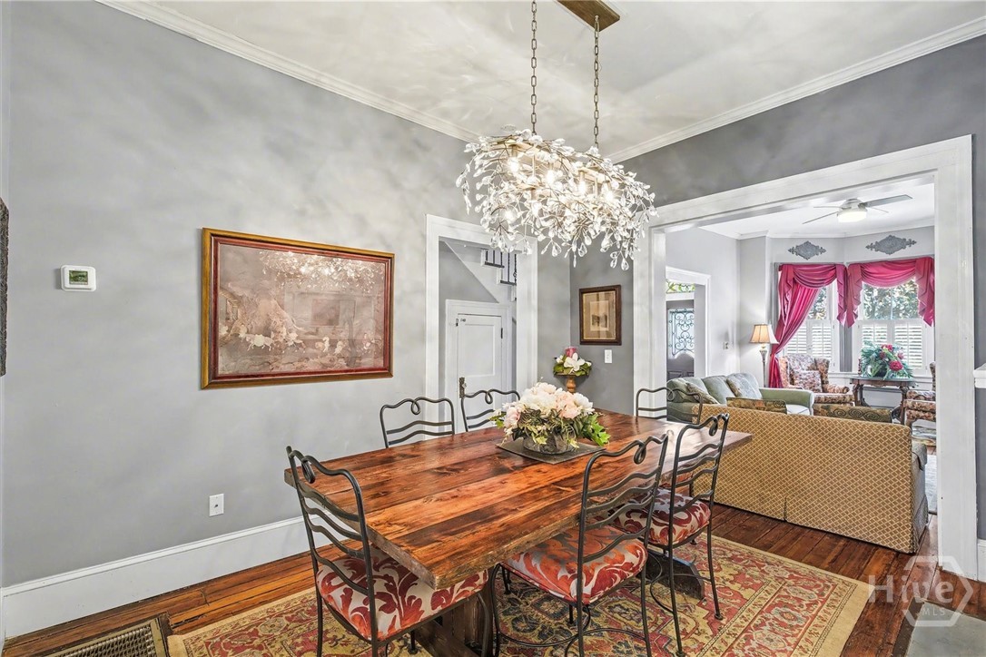 523 E Gaston Street Property Photo 7