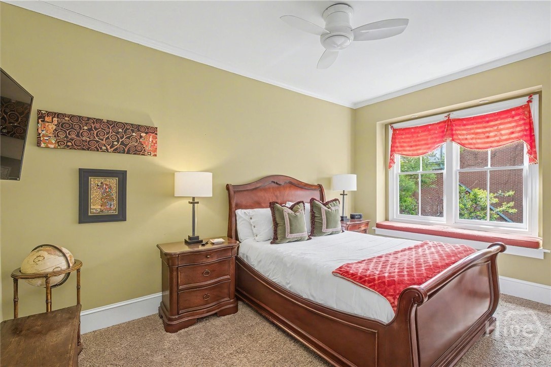 523 E Gaston Street Property Photo 17