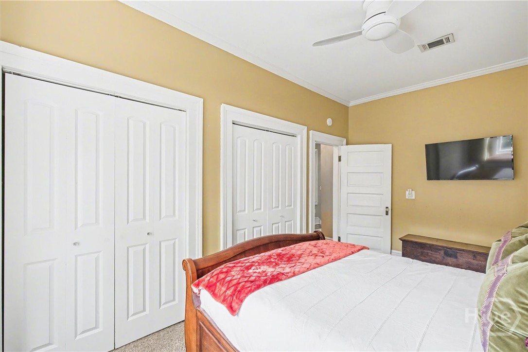 523 E Gaston Street Property Photo 18