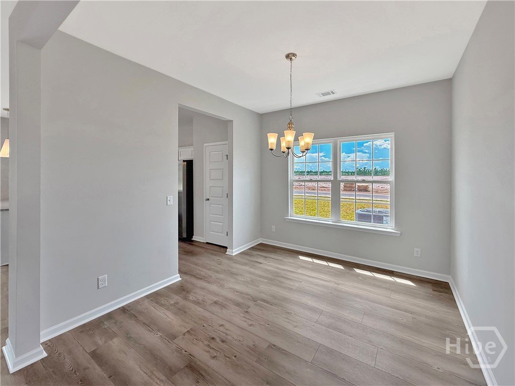 131 Laural Wood Road Se Property Photo 6