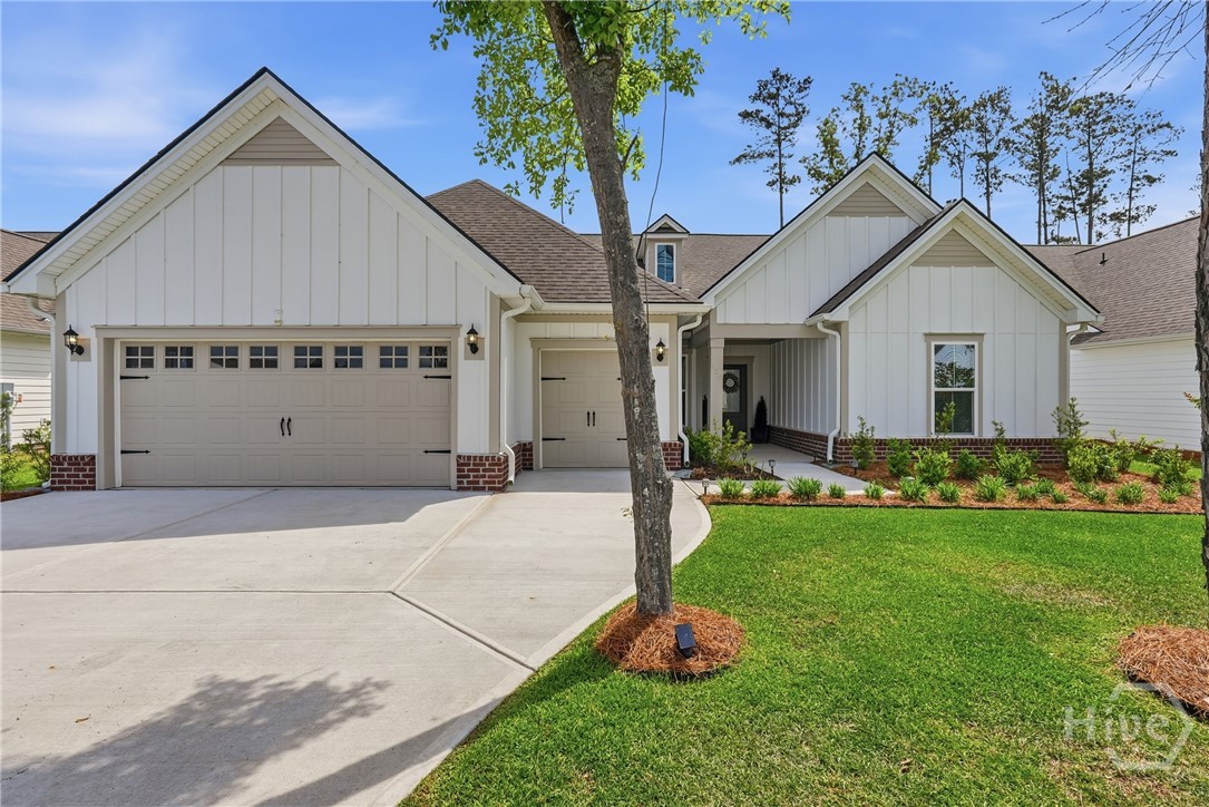 520 Mandeville Drive Property Photo 1
