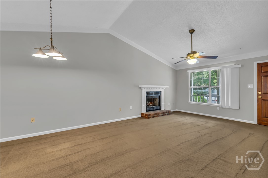 3 Longview Bluff Drive E Property Photo 5