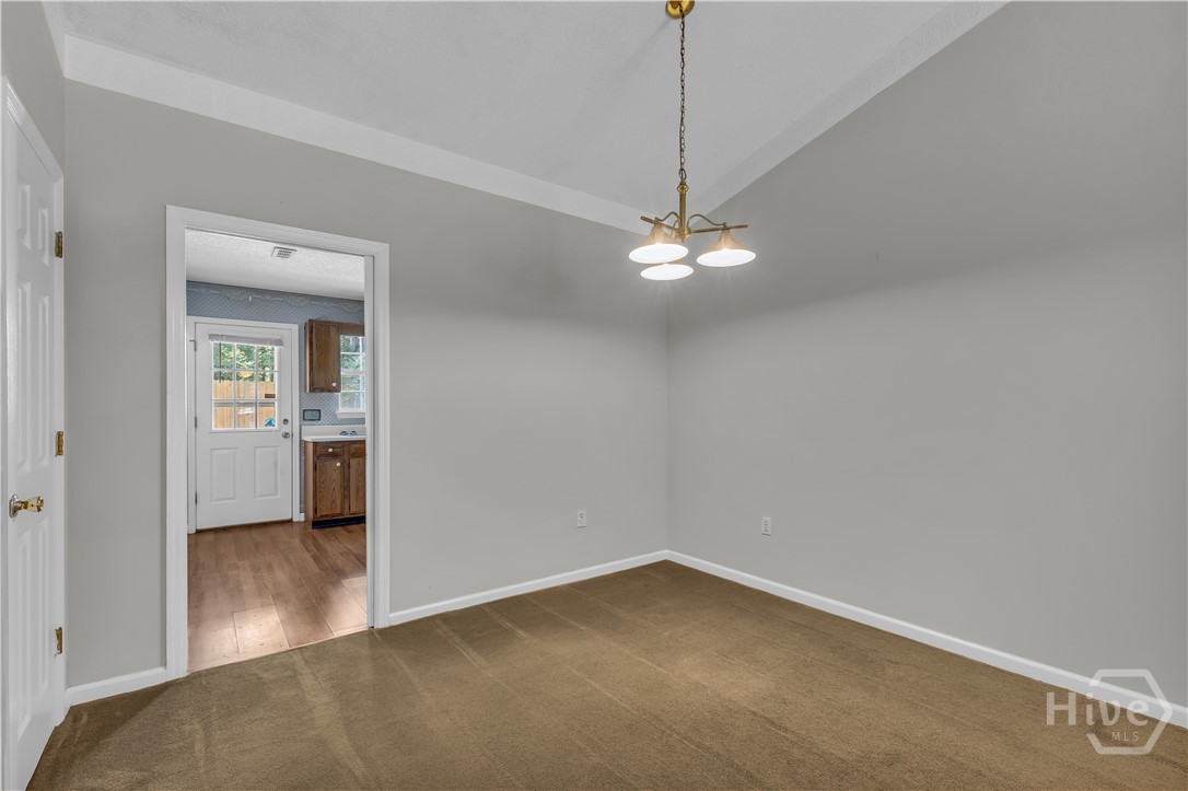 3 Longview Bluff Drive E Property Photo 7