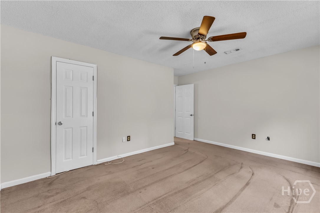 3 Longview Bluff Drive E Property Photo 15