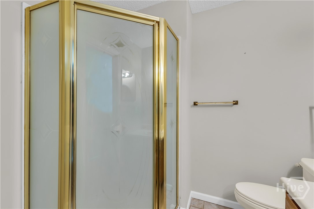 3 Longview Bluff Drive E Property Photo 17