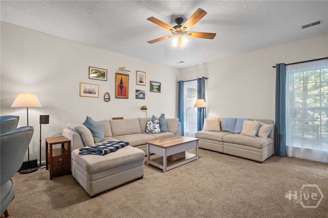 52 Falkland Avenue Property Photo 8