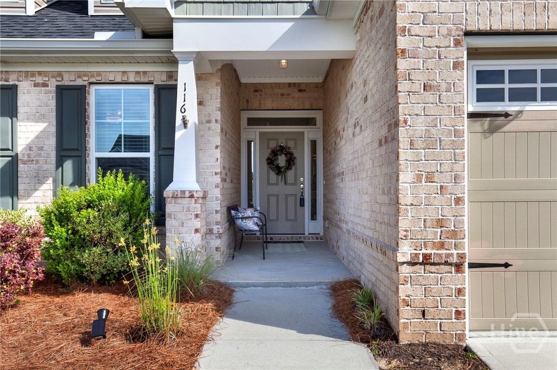 116 Como Drive Property Photo 3