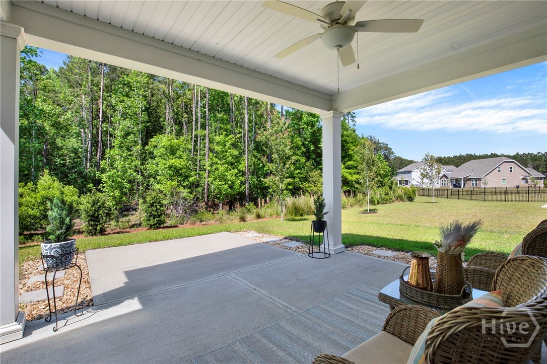 116 Como Drive Property Photo 33