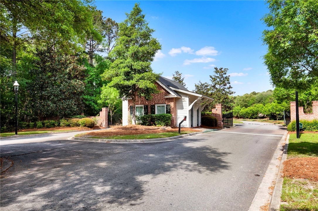 116 Como Drive Property Photo 42