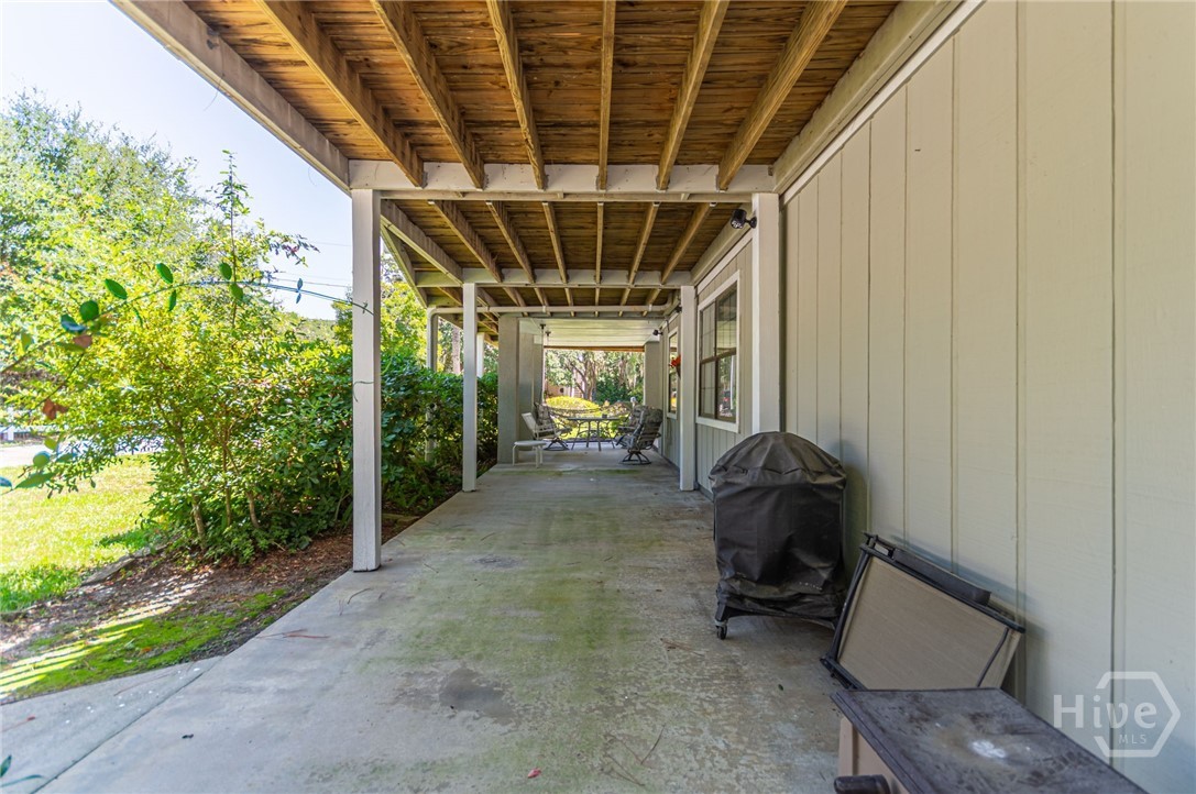 5 5th Avenue Property Photo 41