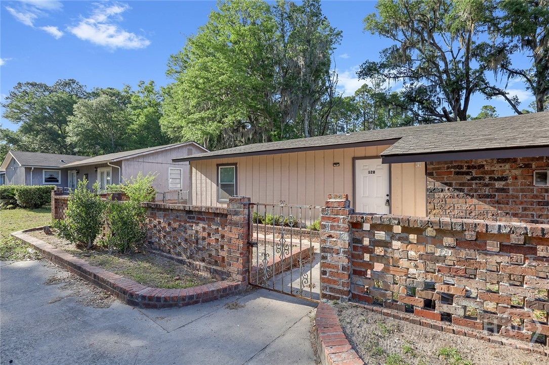 128 Cherokee Cir Property Photo 1