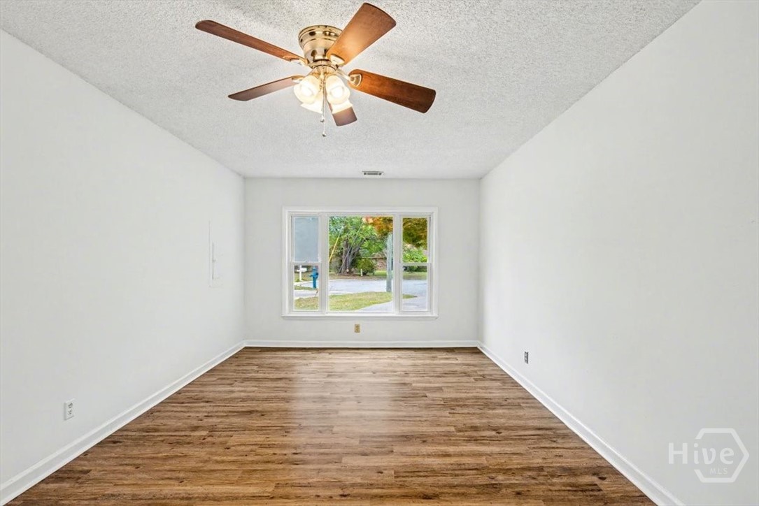 762 Robin Hood Drive Property Photo 13