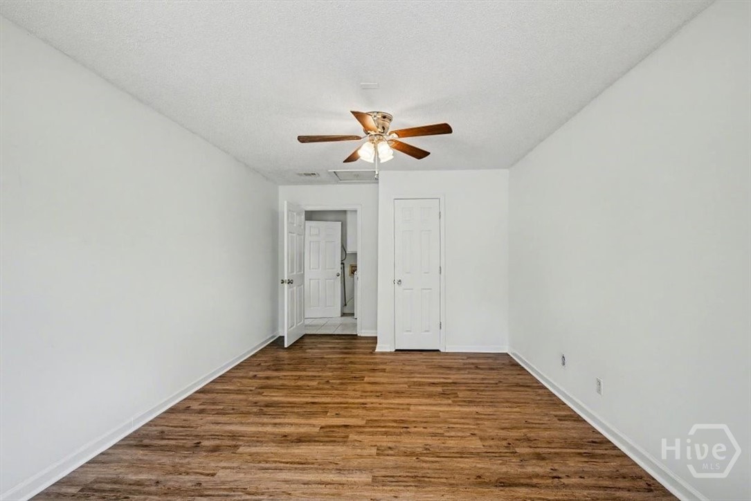 762 Robin Hood Drive Property Photo 14