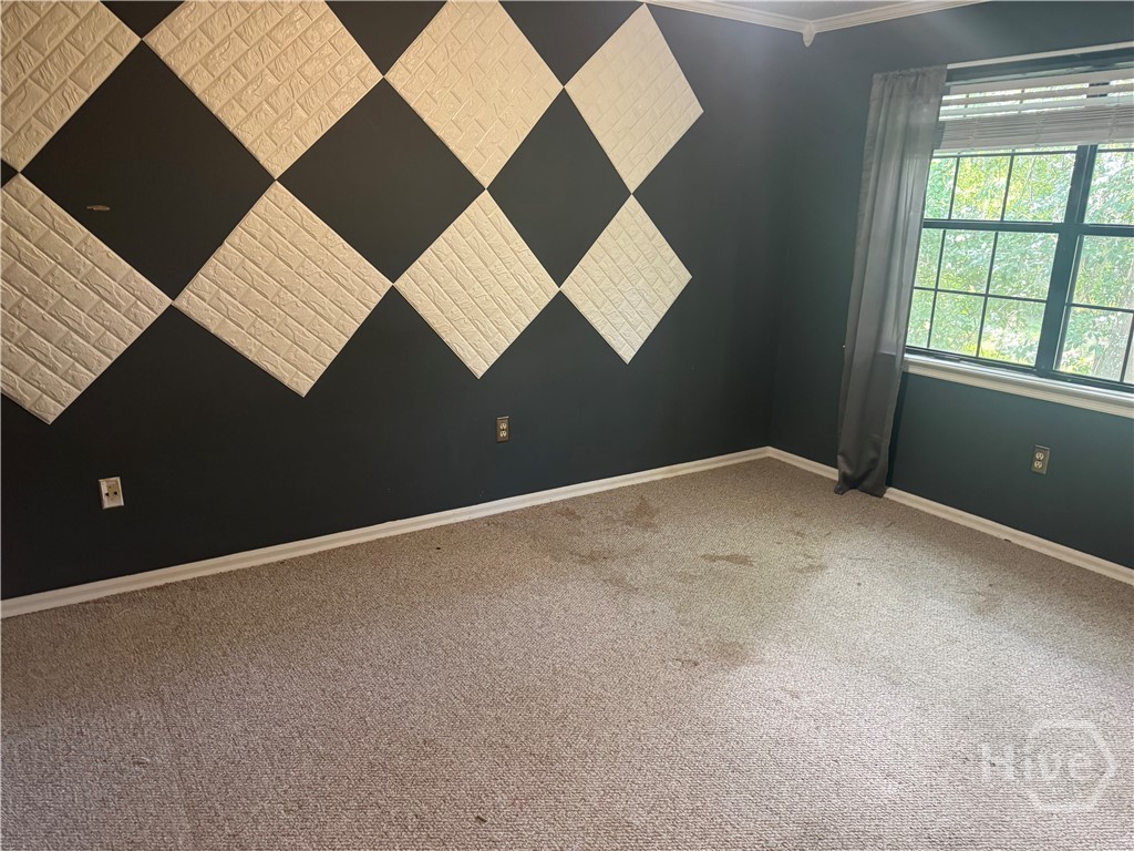 145 Holland Park Circle Property Photo 8