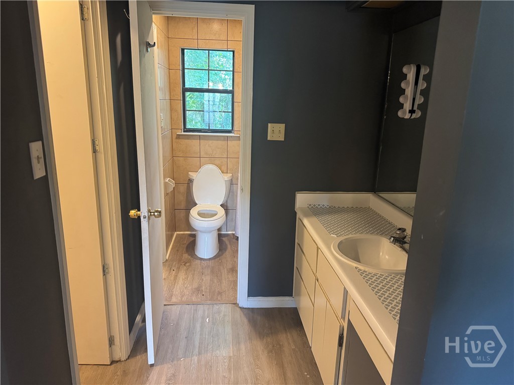 145 Holland Park Circle Property Photo 12