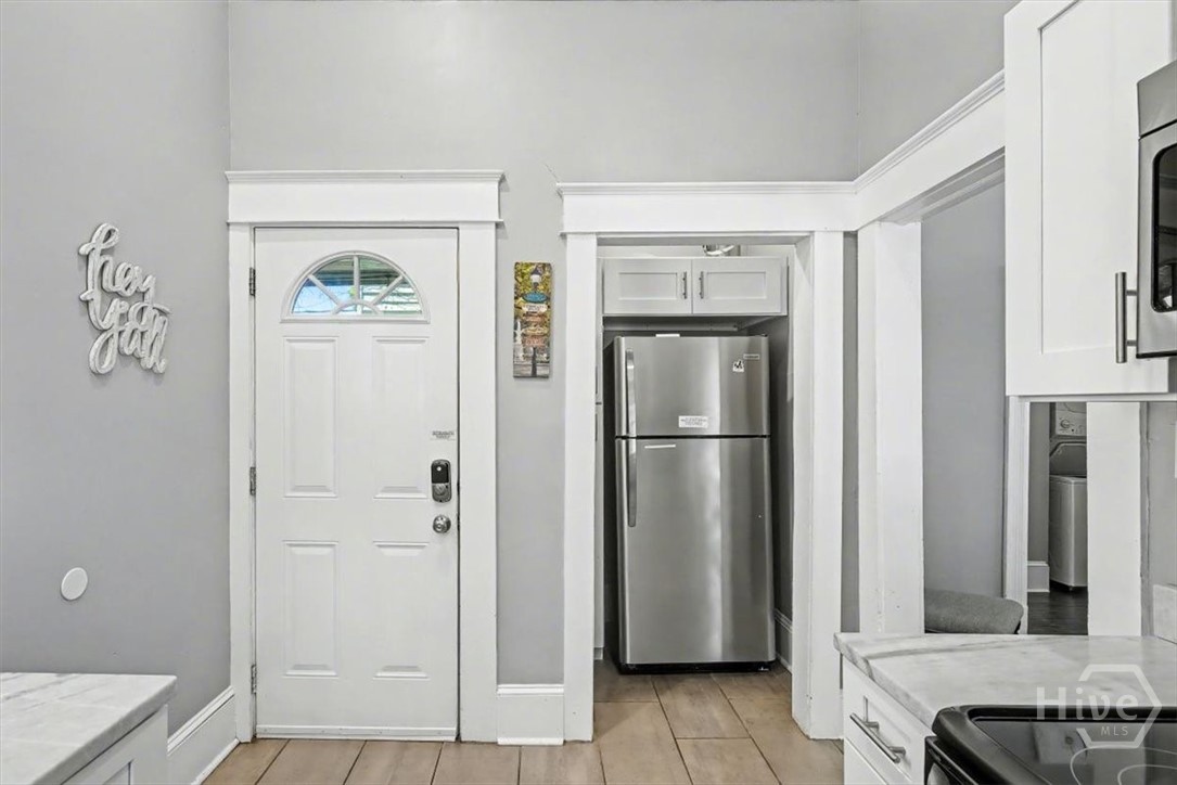 505 E Anderson Street Property Photo 11