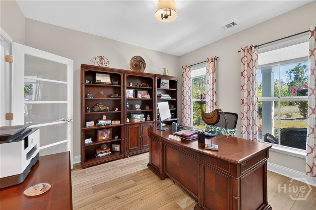 575 Mandeville Drive Property Photo 10