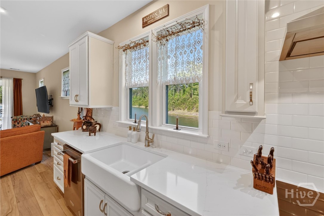 575 Mandeville Drive Property Photo 15