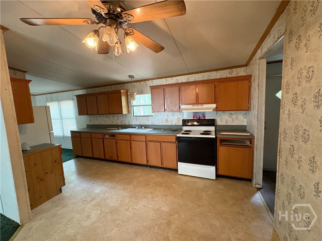 74 Beulah Road Property Photo 3