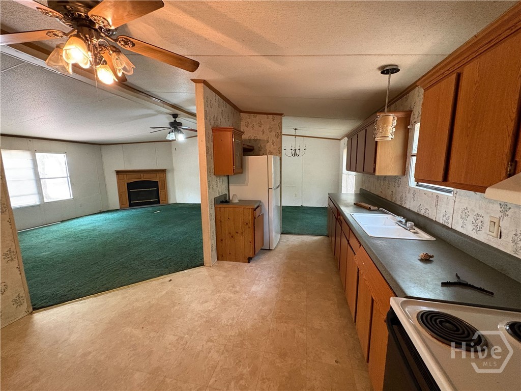 74 Beulah Road Property Photo 4
