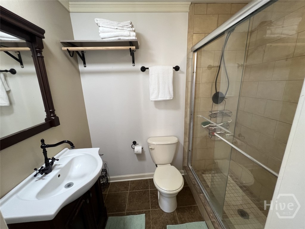 107 W 37th Street Property Photo 20