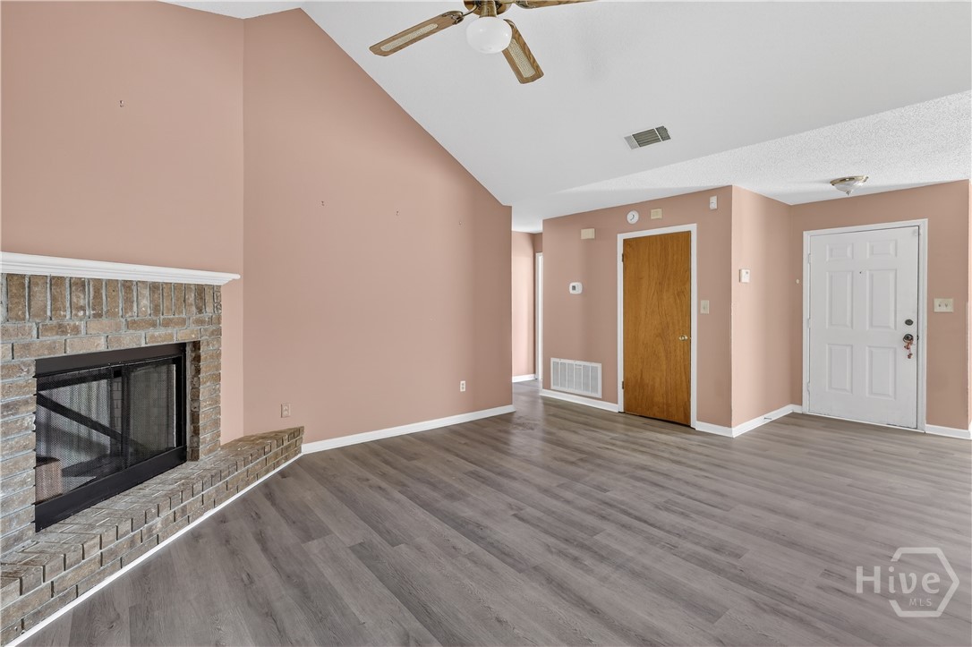 6 N Nicholson Circle Property Photo 7