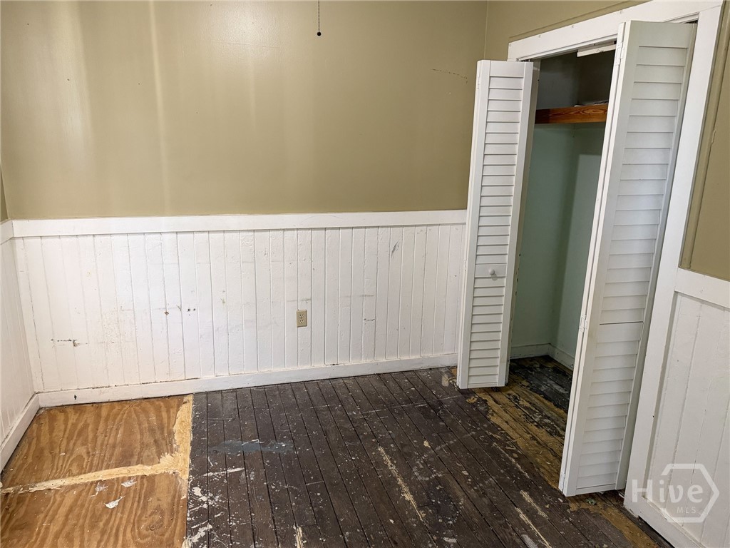 545 E Macon Street Property Photo 9