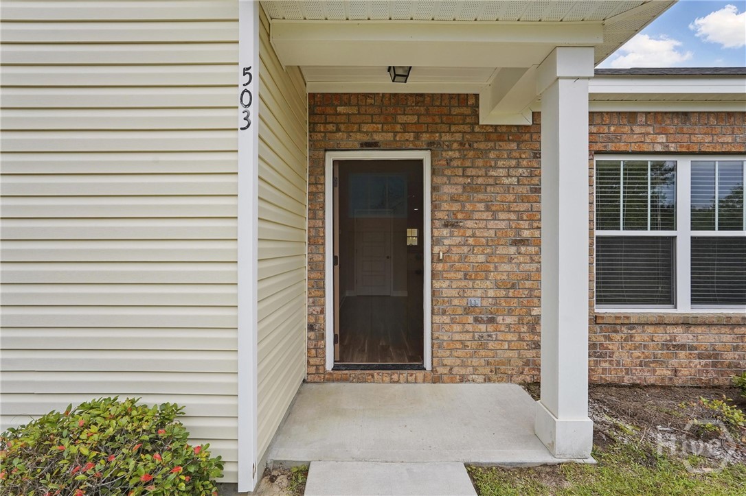 513 Potter Stone Square Property Photo 2