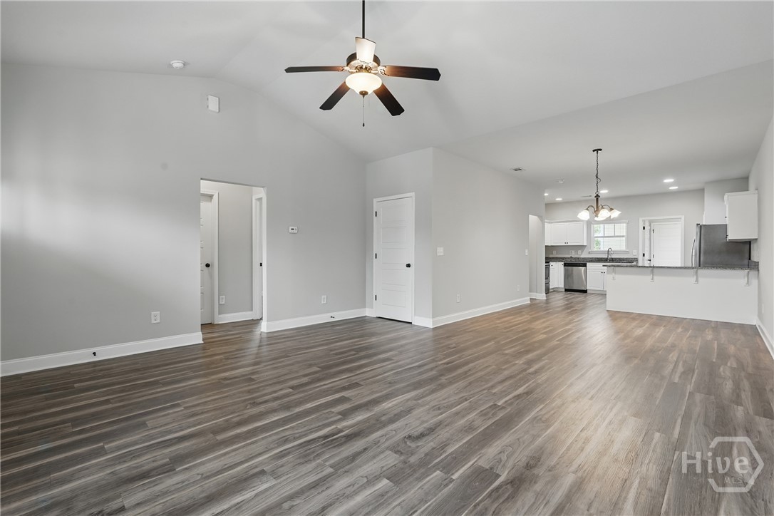 513 Potter Stone Square Property Photo 5