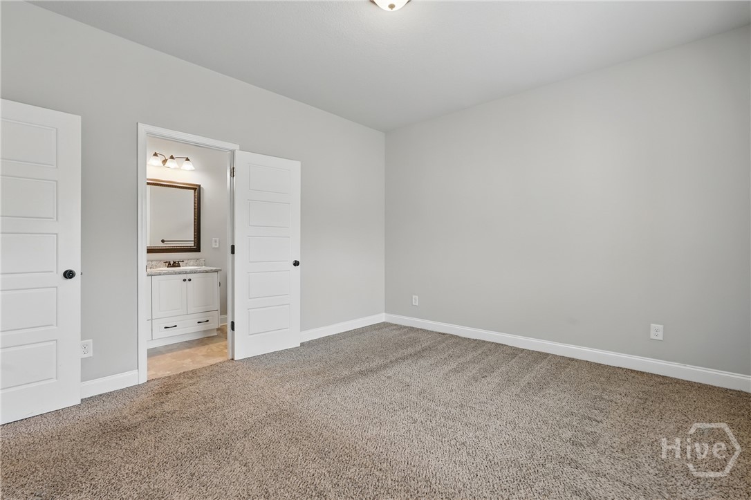 513 Potter Stone Square Property Photo 18