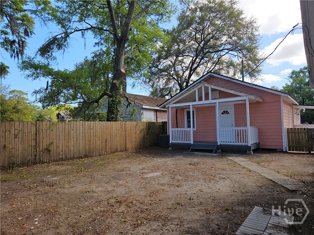 22 W 59th Street Property Photo 9
