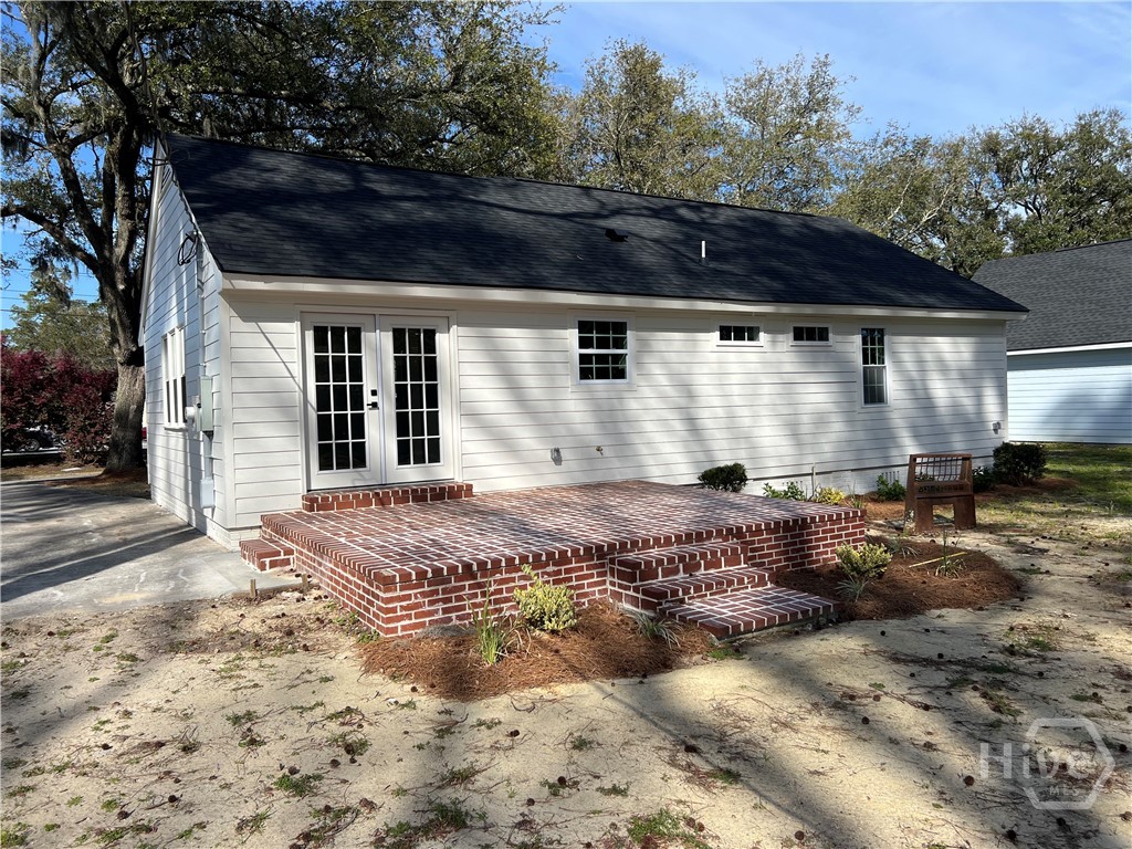 233 E Derenne Avenue Property Photo 15