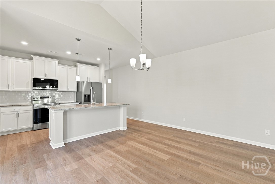 84 Endicott Drive Property Photo 12