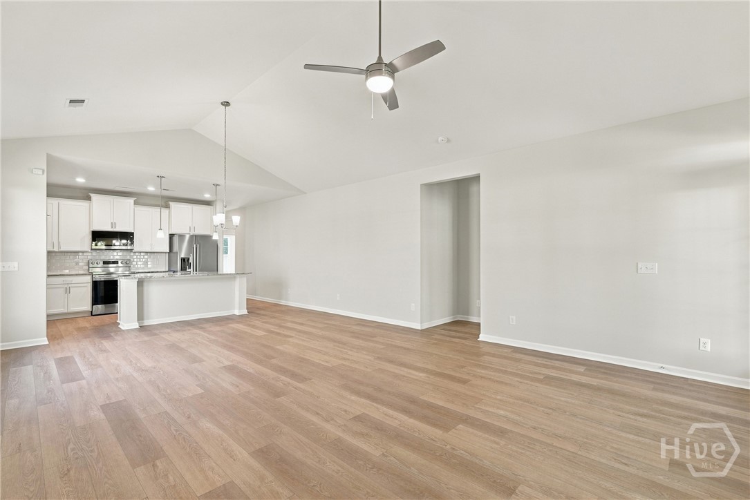 84 Endicott Drive Property Photo 14